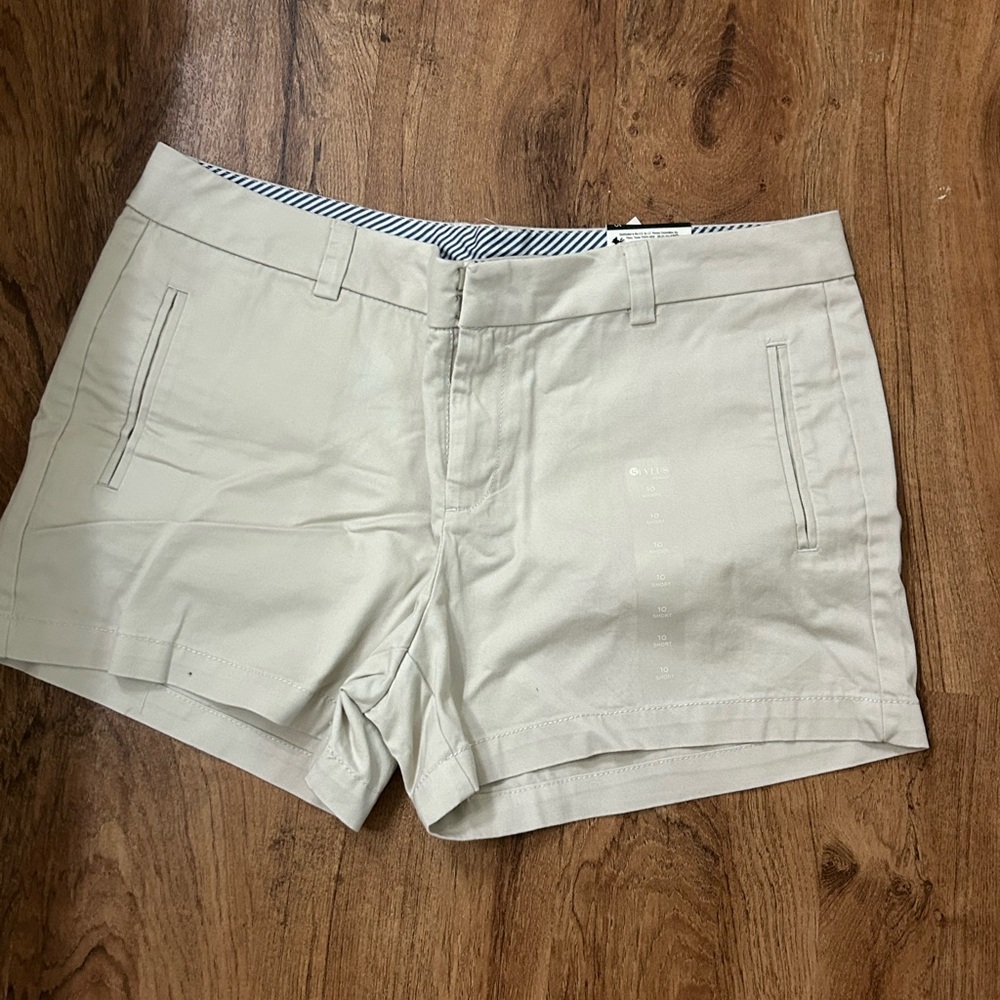 Stylus Khaki shorts size 12